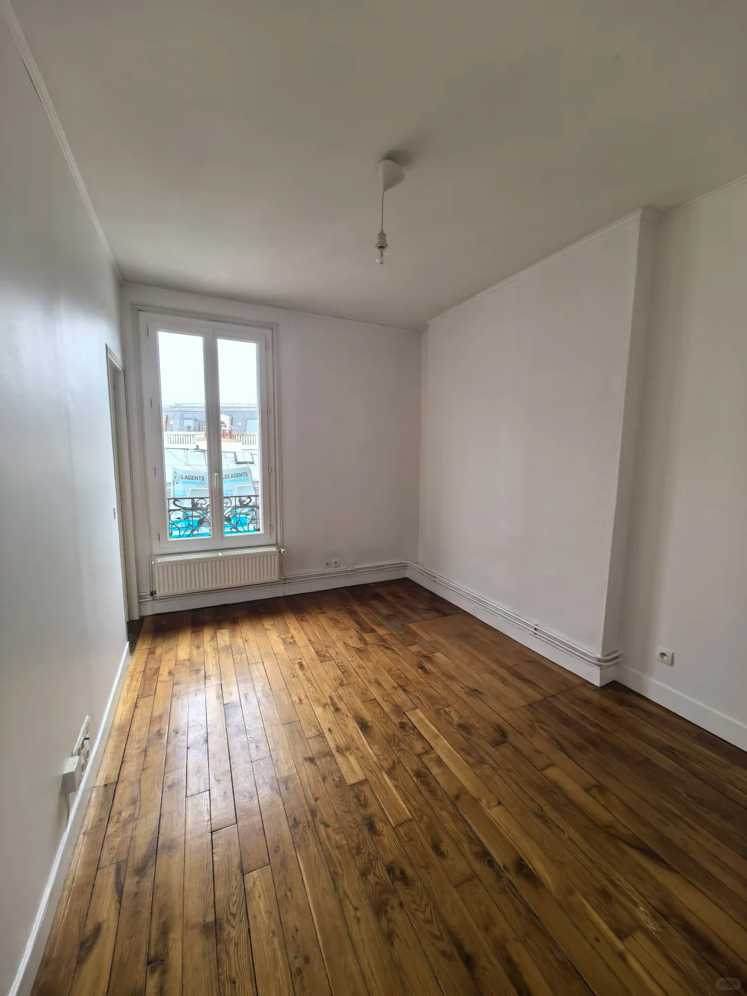 Grand réaménagement d'un petit appartement de 35 m² dans le Grand Paris 🌟 Jeu de couleurs géométriques