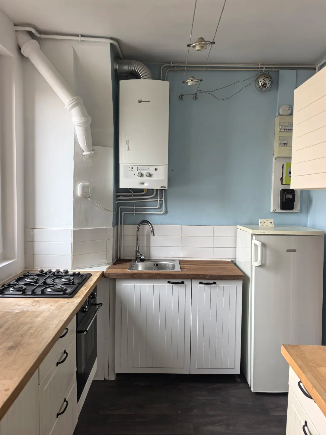 Grand réaménagement d'un petit appartement de 35 m² dans le Grand Paris 🌟 Jeu de couleurs géométriques